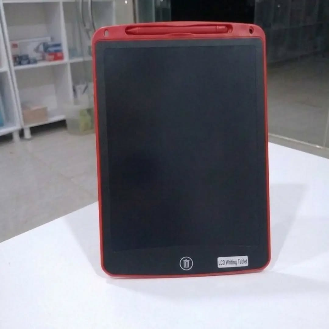 لوح كتابة LCD الذكي (12 بوصة) – الحل المثالي والأمن لأطفالك! ✍️✨
​احصل الآن على اللوح الذكي الصديق للبيئة، البديل المثالي للورق والطبشور لتنمية مهارات أطفالك بكل سهولة وأمان.
​🌟 مميزات الجهاز:
​صديق للبيئة: يوفر استهلاك الورق والطبشور (يحمي البيئة ويوفر مصاريفك).
​آمن تماماً: شاشة خالية من الإشعاعات لحماية عيون الأطفال أثناء الاستخدام الطويل.
​استخدامات متعددة: مثالي للرسم، الخربشة والترسيم الحر، التمرّن والتدريب على الكتابة، وحل مسائل الحساب والأرقام.
​سهل وعملي: كتابة سلسة ومسح بنقرة زر واحدة، مع مكان مخصص لحفظ وتخزين القلم.
​بطارية تدوم طويلاً: تعمل البطارية حتى سنتين متواصلتين.
​📍 المتوفر لدى:
​مكتبة الأبرار للقرطاسية  بســـــــعر 3000 دينار فقط 
​🚚 خدمة التوصيل:
​متوفرة خدمة التوصيل داخل قضاء الغراف.
​📲 للحجز والاستفسار:
تواصلوا معنا عبر الواتساب:
​📞 ***********
​📞 ***********

نص مكتوب في الصور:
- لوحة كتابة ذكية اكتب . امسح . أعد الاستخدام سهلة الكتابة بلمسة ناعمة مسح بلمسة واحدة زر حذف سريع صديقة للبيئة بدون ورق أو حبر قابلة للحمل خفيفة وعملية