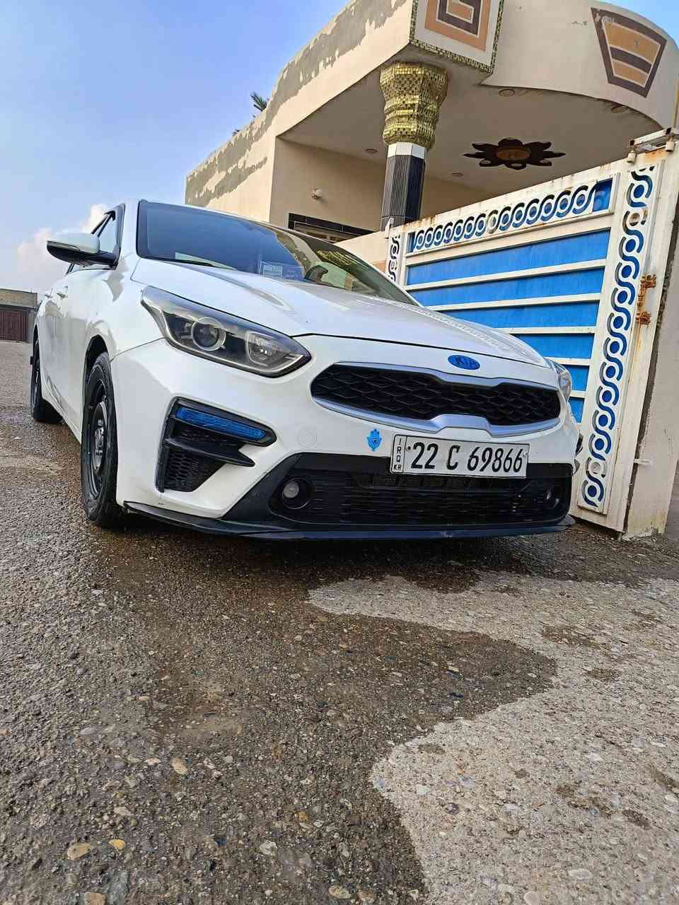 سلام عليكم أقساط فقط
معرض نبع الخير العنوان البياع خلف كرج البياع 
شارع الأول فورتي مديل ٢٠١٩ بسمي 
اقساط بدون كفيل بدون ماستر استلام فوري ✅
سياره حادث جاملغ أمامي أيسر و اليمن فقط بدون 
دواخل البنيد مابي شي مقدما 60 ورقه كل شهر 3 أوراق 
الاستفسار *********** ✅

