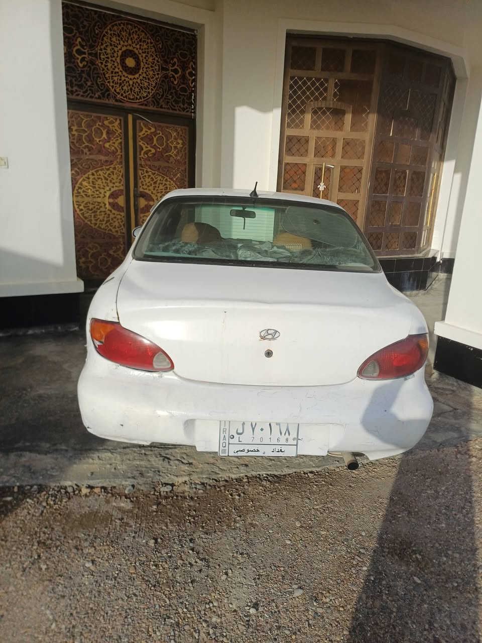 النترا 2000 • اوتوماتيك • الرمادي