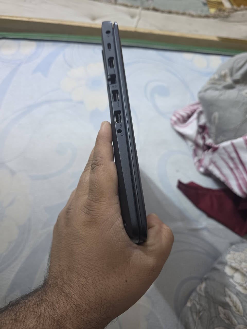 لابتوب • i5-8265U • ٨جيجا