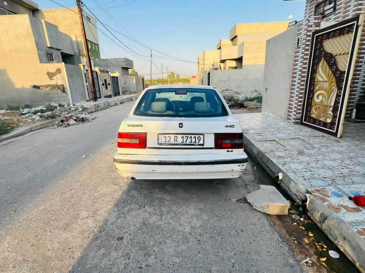 سلام عليكم فالفو 440
محرك شرط  
طخم تايه
 سياره حلوه كاعده
تبريد ينرادلو كنبريسر بس
سعرها 26 وبيها مجال 

اتصل ***********
