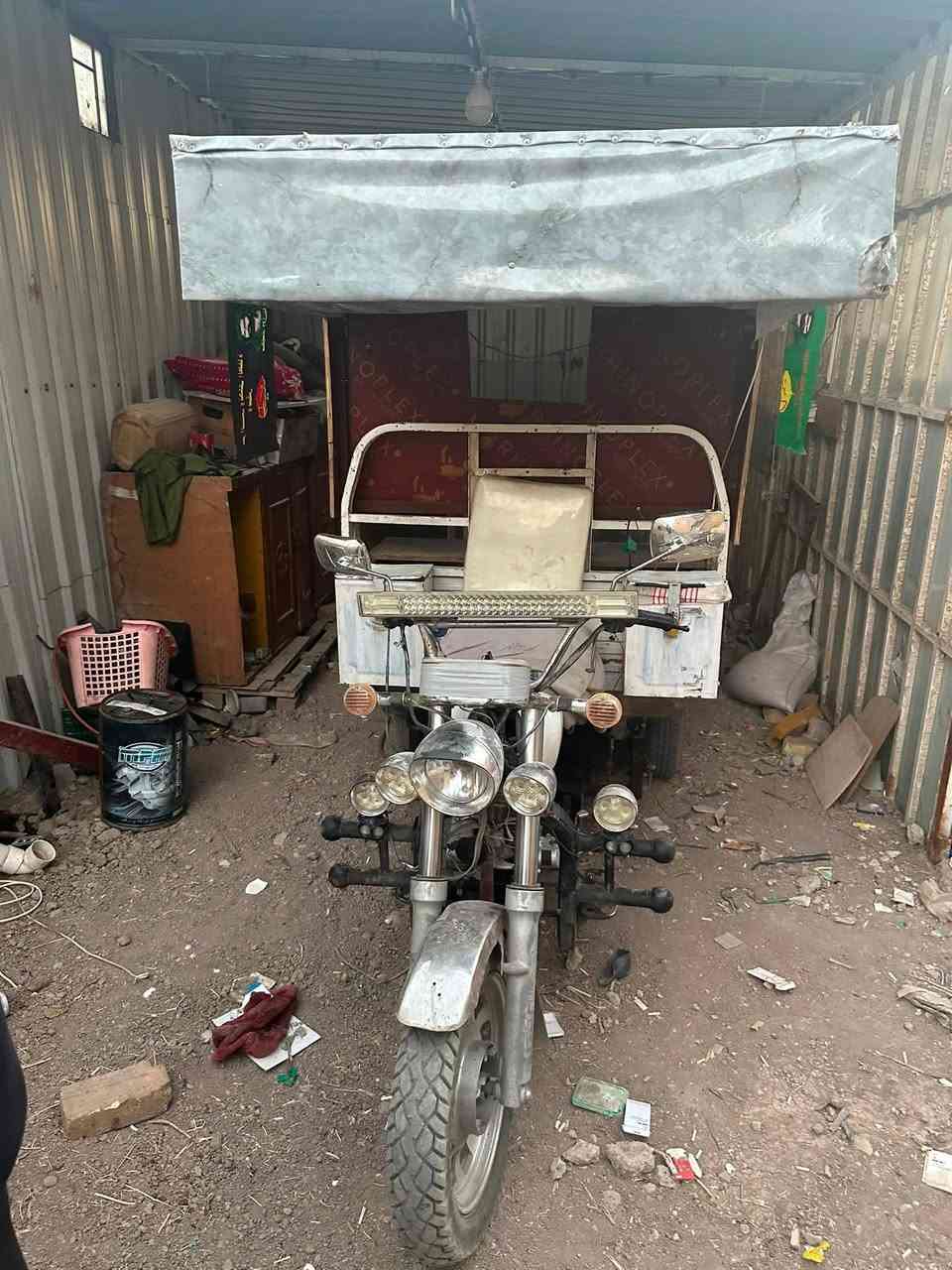سلام عليكم ستوته موديل ٢٠١٠ ام تيار اوراقه وسنويه ورقم منفيز مكينه مجفته جديده وناعمه خير من الله كهربائيات كله شغله كير بوكس جديد انبيثري وسماعات مكان بابل حله شارع ٨٠ طريق نجف السعر مليون ٢٥٠ ***********
