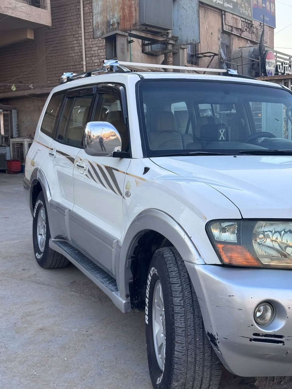 السلام عليكم
باجيرو ٢٠٠٧ خليجي مكفول من الضربه والصبغ
مكينه ٣٥٠٠ المرغوب كير ومكينه مكفول
  صدر امامي خلفي جديد
 تخم تاير جديد
  تبريد تلث قطع 
شاشه كامره خلفيه دواره
مري قلاب 
السعر ٩٥ وبيها مجال 
مكاني بغداد الدوره 
***********

