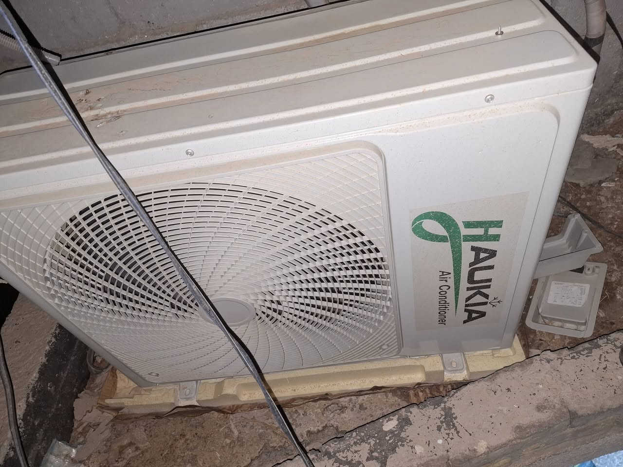 سلام عليكم 
سبلت 2 طن للبيع HAUKIA
جديد مستعمل اقل من شهر مستعجل عله بيعته 
سعره 650 وبي مجال بسيط مكاني كربلاء 
رقم تواصل/ ***********

