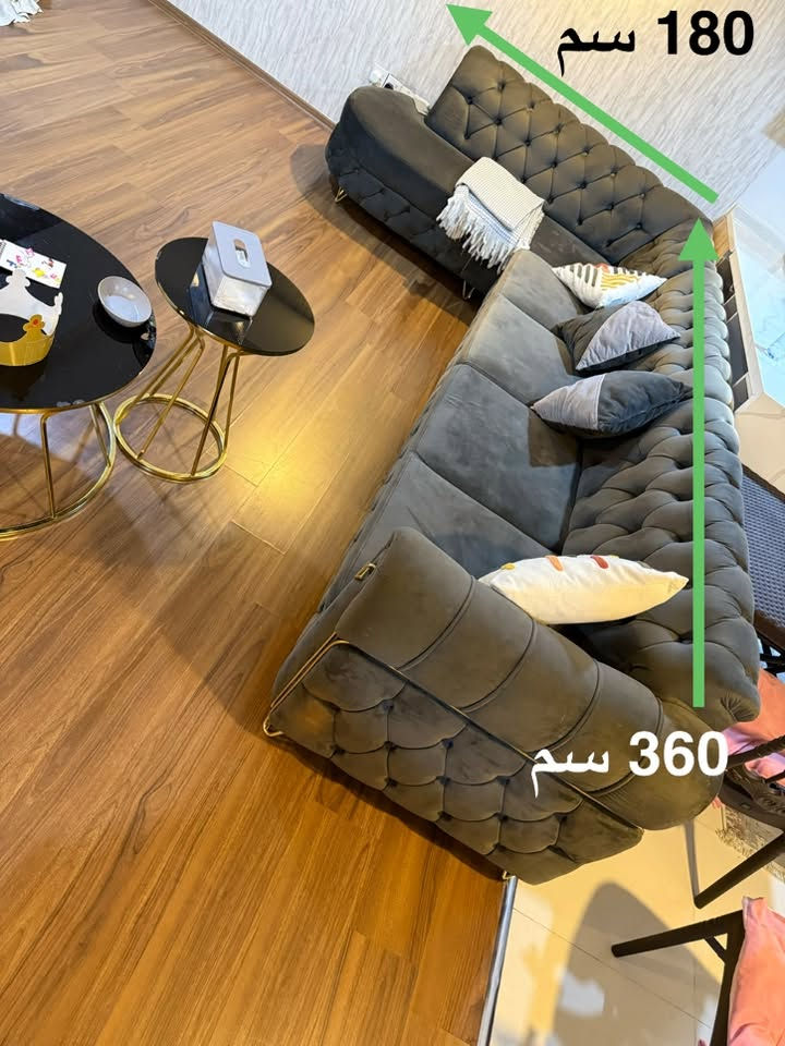 للبيع:
قنفة شكل حرف L، مقاسات 180سم + 360 سم

نظيفة بنسبة 90‎%‎

سبب البيع ، القياس غير مناسب بالشقة الجديدة

السعر 300 الف

واتساب : ***********
