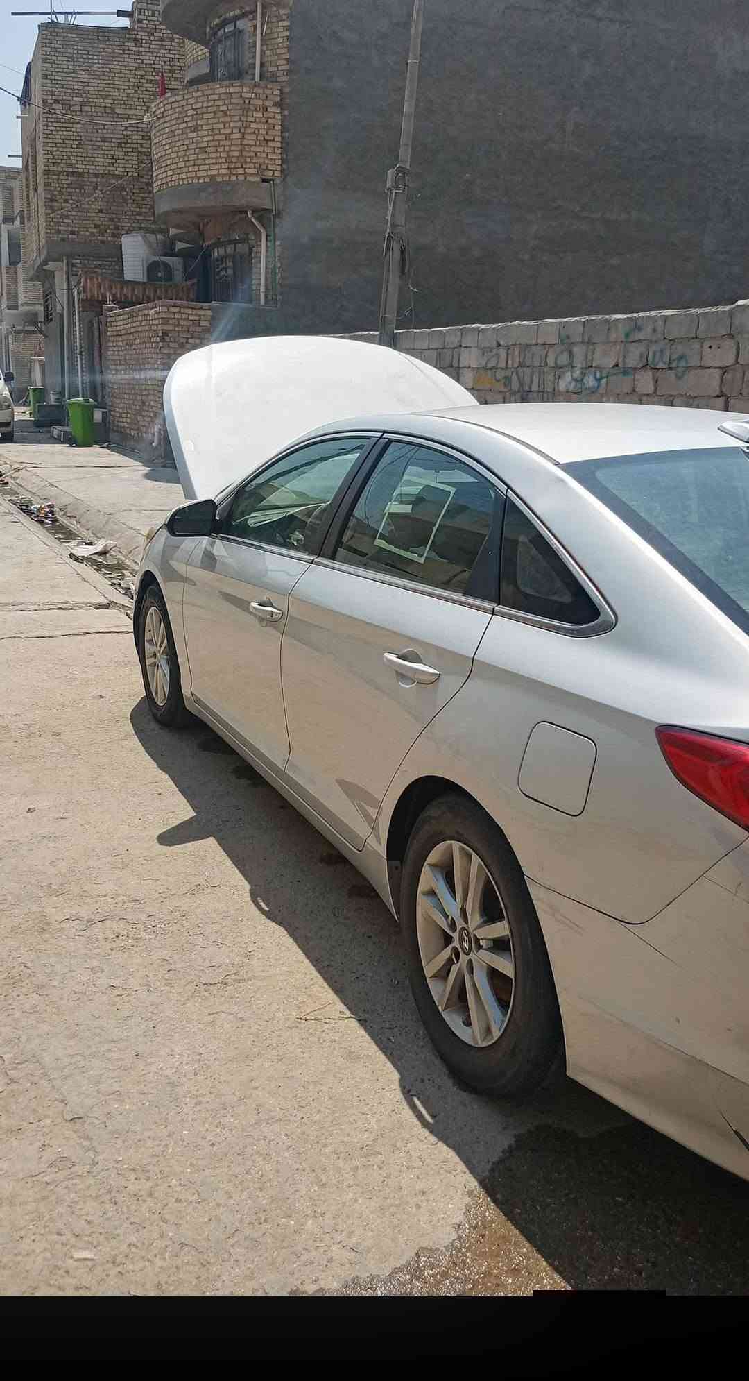 السلام عليكم شباب سوناتا موديل 17 امريكي سياره نص فول من عدن فتحه السياره بيها بخشمك شاملغ الامامي فقط شيء قليل معجون وبيها البانيه جاره سياره جاهزه على اخر حبايه ما بيها اي نقص رقم بغداد انجليزي باسمي تحويل ثاني يوم الشرايبي خير ويتدلل مستعجل على البيعه 115 وبيها مجال هاذه رقمي *********** ومكاني بابل قاسم
