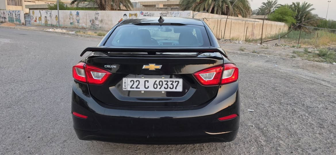 السلام عليكم
للبيع شيفروليت كروز 2019
وارد أمريكي لون أسود
ضمان محرك ما مفتوح وگير وحدادية وتبريد
سيارة ما بيها نقص
بيها بارد وبخات صبغ ب 3 قطع
ماشية 65 ألف ميل حقيقي
صور الحادث ورقم الشاصي مرفقة
السعر 88 ورقة وبيها مجال بسيط
للاستفسار الاتصال على الرقم
***********
