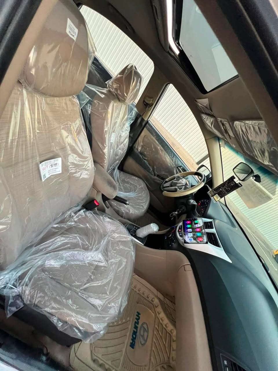🚗 :هونداي اكسند. 2018
مواصفات:
- خليجي
- فول مواصفات
- لون ابيض ثلجي
- ماشي 100,000 كم
- فتحة بالسقف
- تحكم ستيرن
- اشاير بالموري
- لد امامي
- لد خلفي
- لايت زنون
- بلوجكتر امامي
وبعد بيه مواصفات
حالة السيارة: كير ومحرك وشواصي مكفوله
- ضرر قطعة وحدة (باب السايق مبدل)
سنويه.  لل28
السعر:{ 115$} وقابل للتفاوض
للستفسار ولتصال {  ‭***********‬}
