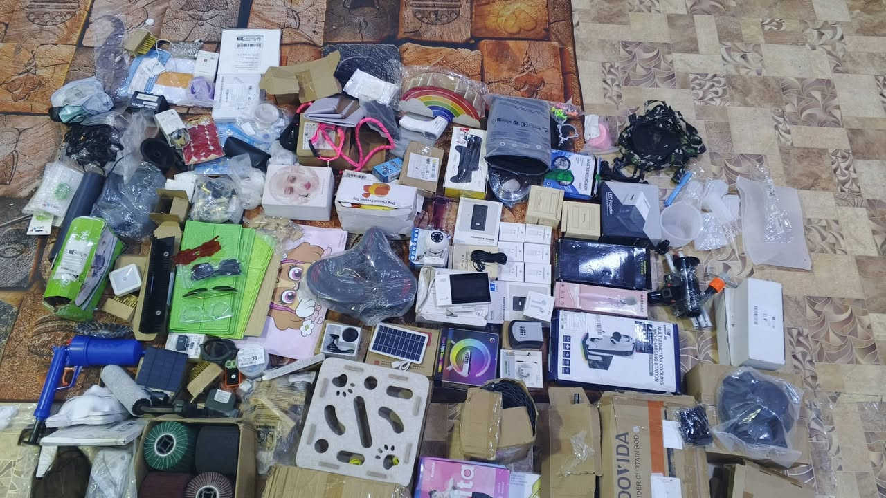 شلعة • ١٨٠ قطعة • قابل للتفاوض