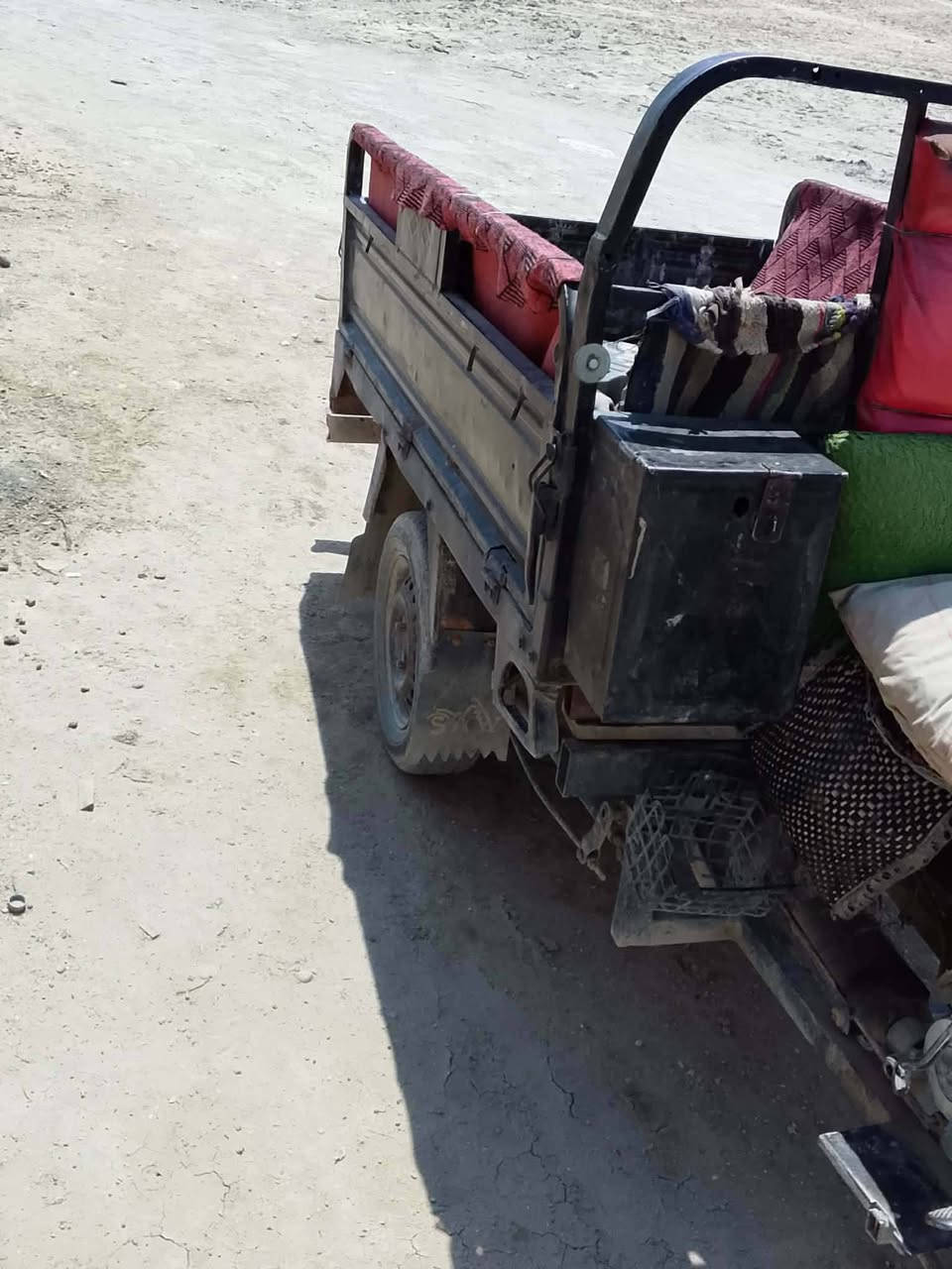 السلام عليكم ستوته للبيع جديده وجاهزه ركبتهه ملحومه وبيهه الثاني يفلت فقط غير هاذا مابيهه اي نقص ستوته نضيفه السعر 950وبيهه مجال بسيط لشراي ويدلل رقمي *********** مامتواجد خاص
