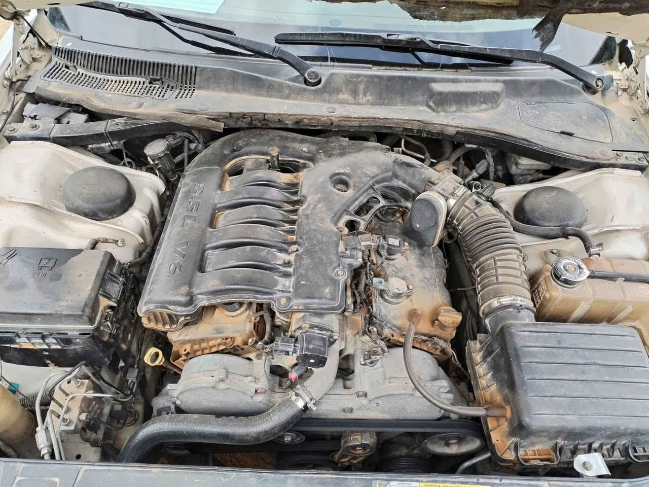 للبيع اوباما   موديل 2009
محرك 3500 

رقم دهوك  
المواصفات :
ومواصفات الاوباما المعروفة. 
السيارة ماشية. 
السيارة بلادية ونظيفة. 
تخم تايرات 4 جديد. 
تبريد ثلج ❄. 
محرك جديد شرط. 
لايتات زينون. 
دواخل بلادي نظيف 
شاشه ايباد 

للأستفسار 
رقم صاحب سيارة 
*********** 
العنوان_ كركوك _الحويجة_ معرض ابو واثق

السعر (( 100 )) تحويل وكالة
