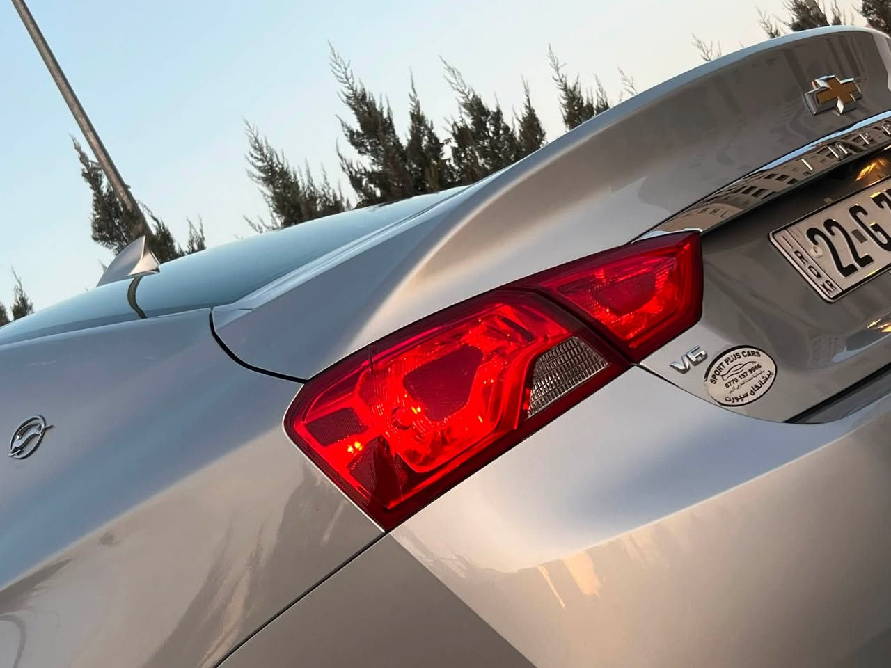 بسم الله
Choverlet impala LT 2020  

الوحش شوفرليت امبالا  موديل 2020 غزال 🦌 محرك ستة سلندر وارد امريكي مواصفات فول عدا الفتحه فئة  ( LT ) .

السياره استخدامي الشخص شرط كير محرك برغي ممفتوح عل وضع الشركة وشرط لاكلوب مكينه مشتغل لا مسج صيانه كله عل ايدي السياره وجدا وجدا معتني بيه دهن فلتر بوليش نظافه فول ١٠٠/١٠٠ 

تواجد السياره / السليمانيه 
الموديل /:- 2020 
المسافه المقطوعه /:-  72 الف حقيقي 

المواصفات /:- 
قبل كلشي اي صوت تسمعه بل سياره انزلك ورقه من السعر . 
كشنات جلد 
كامره خلفيه  
تشغيل عن بعد شغال السياره
سايد بريك كهرباء 
كشنات امامي كهربائي 
قاصه متحركة 
بصمه ابواب ٤  يعني الابواب الامامي والخلفي بصمه 
صندوق بصمه 
لايتات زينون منضومه جديده 
شاشه وسطيه لمس  
اضواء ترحيب عند فتح السياره 
سستم سماعات بوز شركة 
تحكمات ستيرن كامله
كروز سرعه 
كير اوتو وكير عادي 
مرايات جانبي كهرباء 
شرط التحويل والغرامات 
ملاحظه 
السياره حادثه سطحي بدون شواصي وسونار السياره موجود بل منشور 
السعر /:-  122 ورقه  وماكو هيج سعر بل السوك ومبروك مقدما الي صير من نصيبه .

⚠️ شباب ماراوس فقط بيع نقد ⚠️

شرط التحويل والغرامات 

التواصل فقط  عل رقم الموبايل او وتس اب فقط لجاد بل شراء رجاءا رجاءا ***********
