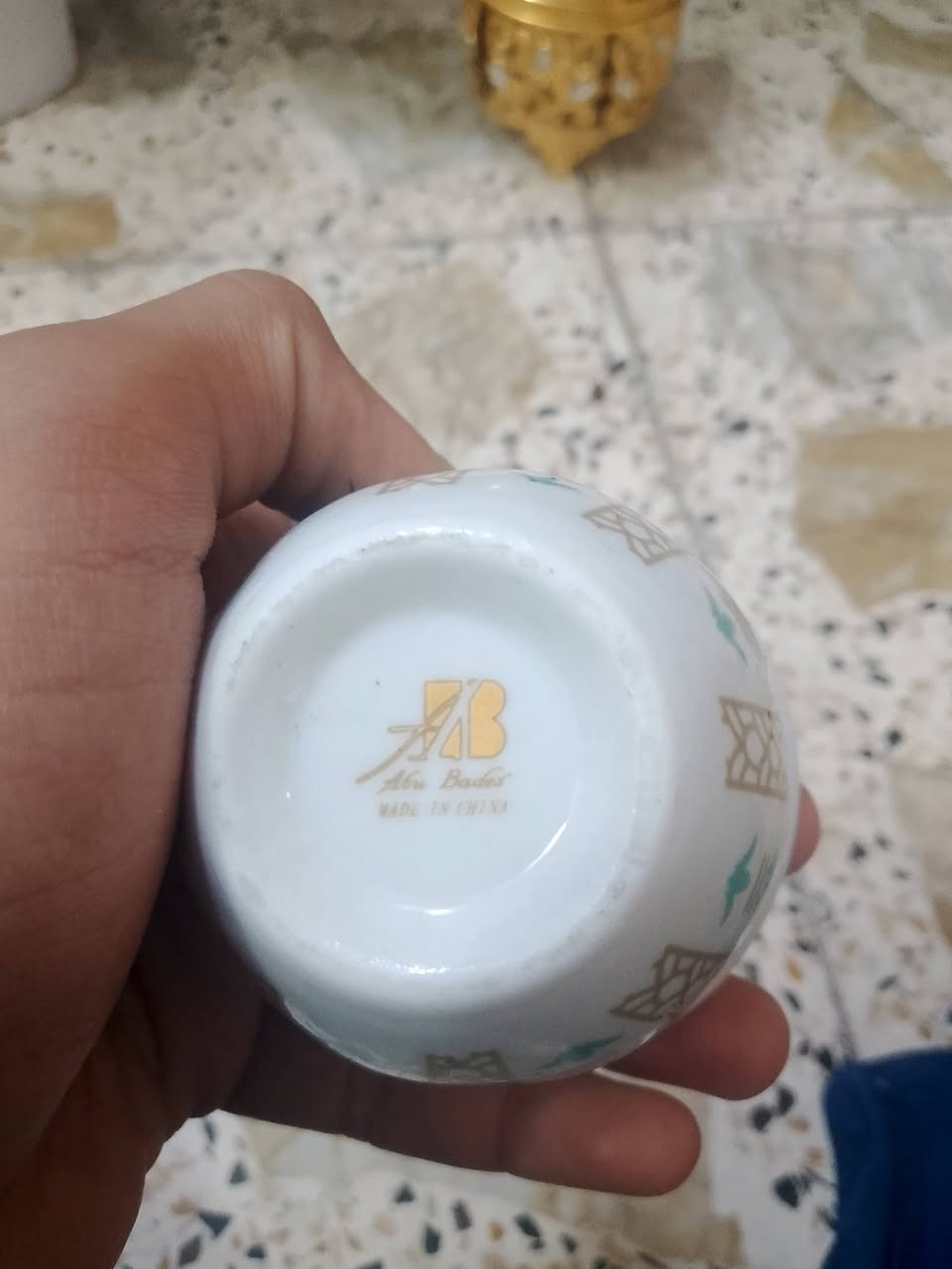 سلام عليكم عندي ذني للبيع الاصلي كلمن وسعره
ويوجد توصيل بكروه 
***********
