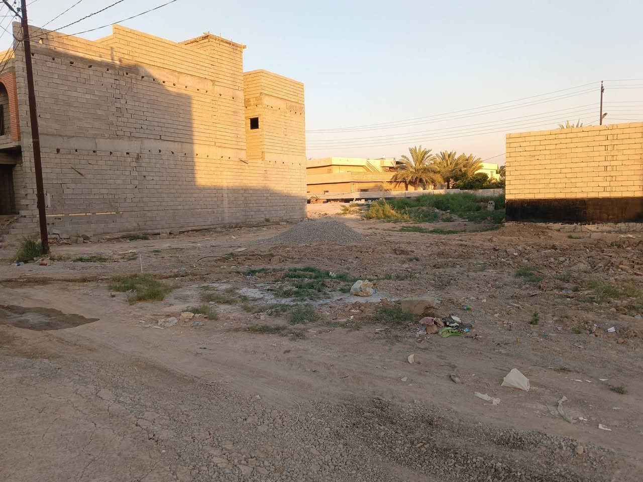 للبيع قطعتي أرض في دور القضاة
📍 الموقع: مقابل المستشفى الأسترالي مباشرة منطقة سكنية كاملة والقطعتين جاهزات للبناء والسكن مباشرة

المساحة: قطعتان، كل قطعة 150 متر.
 الخدمات: تبليط، ماء، كهرباء.

 للاستفسار والسعر، يرجى الاتصال: [ *********** ] أو التواصل على الواتساب لنفس الرقم 

#عقارات #أراضي_للبيع #دور_القضاة
