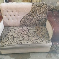 طقم ٥ قطع • كنب قنفات • نظيف