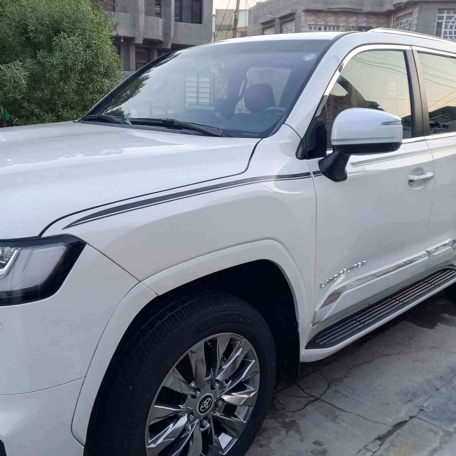 محدث ٢٤ • بدون حادث • ٦ سلندر