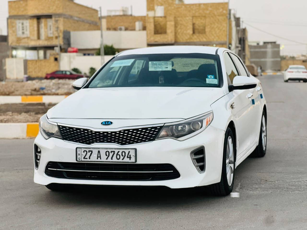 السلام عليكم سياره كيا اوبتيما امريكيه للبيع موديل 2017 رقم ذي قار حره تحويل مشروع وطني الرقم الدولي ضررها تبديل 3 قطع اصليات جاملغ وبنيد وباب والباقي كفاله عامه محرك 2400 تبريد حداديه كهربائيات كلها شغاله تخم تاير حساس خلفي شاشة وكامره السياره جاهزه من كلشي استخدام شخصي السعر 118ورقه وبيها مجال بسيط للشراي مكان السيارة ناصريه الشموخ للاستفسار *********** *********** بيهن واتساب ناصرية, ذي قار
