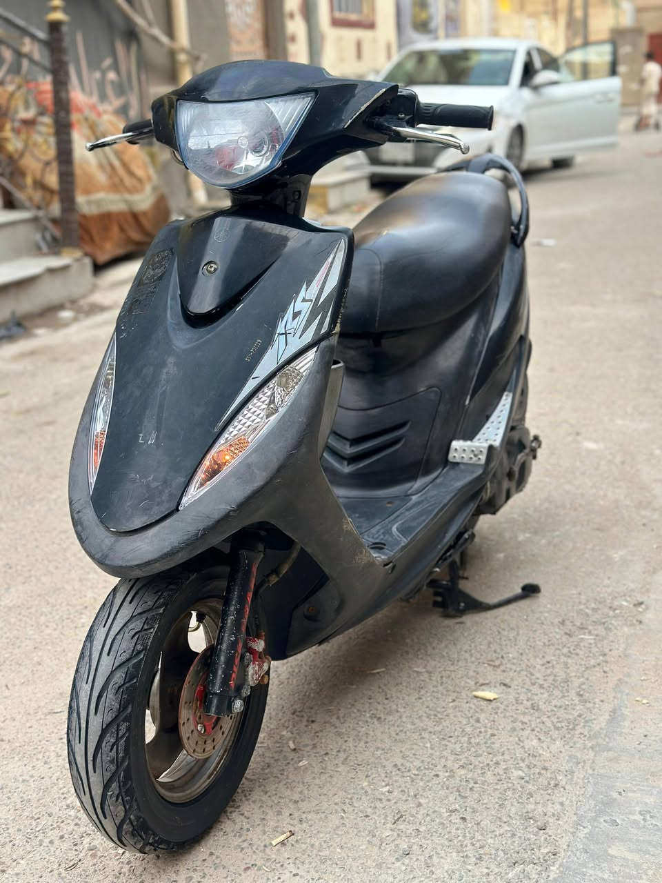 ماكس عدلة • ٥٠ • سلف