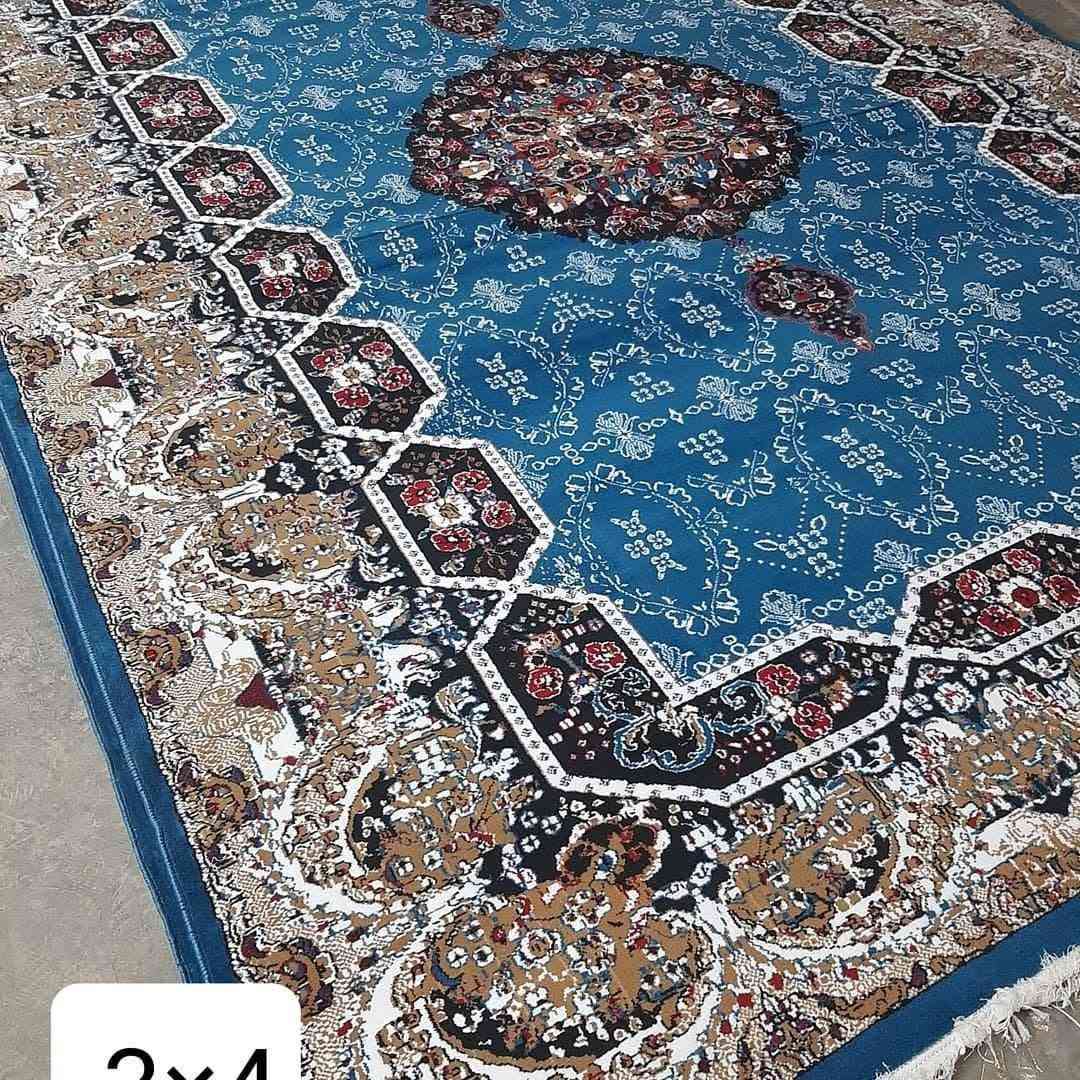 زوالي كاشان 350شانه مستخدمات نضاف 
قياس 3×4السعر 50الف 
قياس 3×5السعر 75الف 
للتواصل ***********
***********

نص مكتوب في الصور:
- 3*4
- 2x4