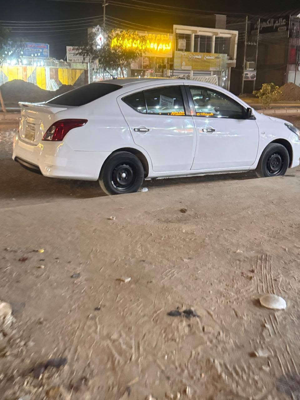 نيسان سني هندي  2019 للبيع 
بيه جاملغ  وبيبان اماكن صبغ فقط بدون دواخل سياره نضيفه 
تخم تاير جديد باتري جديد ادامه كامله للسياره 
المكان النجف  مجمع الاميرات
السعر 85 

***********
***********واتساب
