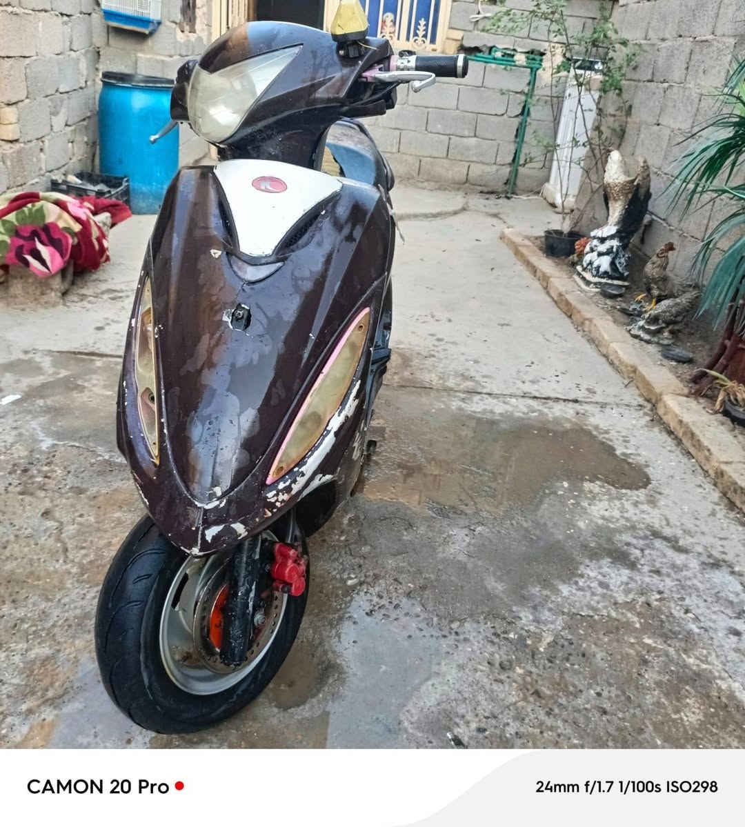 سلام علسكم دراجه جي فور للبيع شغاله مابيه نقص سعره 250وبيه مجال
التواصل *********** 
مكلف بل نشر

نص مكتوب في الصور:
- CAMON 20 Pro 24mm f/1.7 1/100s ISO458
- CAMON 20 Pro
- 24mm f/1.7 1/100s ISO298
- CAMON 20 Pro 24mm f/1.7 1/100s ISO335
- CAMON 20 Pro •
- 24mm f/1.7 1/100s ISO376
- CAMON 20 Pro 24mm f/1.7 1/100s ISO299