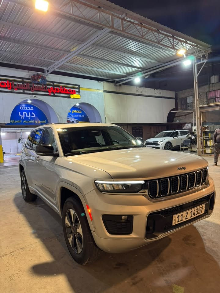 السلام عليكم
🚘جيب كراند شيروكي لمتد 4XE
🚘موديل 2024 هايبرد بلكن
🚘حادثها سرقه القطع الخارجيه ومشدود نفس لون 🚘بدون صبغ بدون حادث بدون ايرباك🚗
🚘السيارة فول الفول الاخير 🔥
🚘محرك 2.0T 
🚘بانزين + هايبرد + شحن منزلي.
🚘ايرباك استيرن وكشن
🚘ماشية 40 الف 
 🚘شاشة كبيرة 
🚘فتحة سقف بانوراما طكتين
🚘بصمة سستم صوت Alpine
🚘تشغيل عن بعد  
🚘كشنات مع  السايق ميموري
🚘كشنات كهرباء صندوق كهرباء
🚘حساسات خلفية و امامية
 🚘قطعتين تبريد
🚘اشاير بالمري رادارات 360
🚘ثلاث وضعيات قيادة
🚘نظام اختيار كهرباء او بانزين
 🚘كير ماوس نظام منحدرات
🚘هيتـرات بالكشنات ويل كب كروم
🚘لايتات لد بك لايت لد
🚘بصمة أبواب نقطة عمياء 
🚘تحديد المسار قيادة ذاتية 
🚘هاند بريك بصمة شفتات ستيرن
📍مكان السياره بغداد زيونه
🛑السعر 255$وبيها مجال
🚘للاستفسار ***********📞
