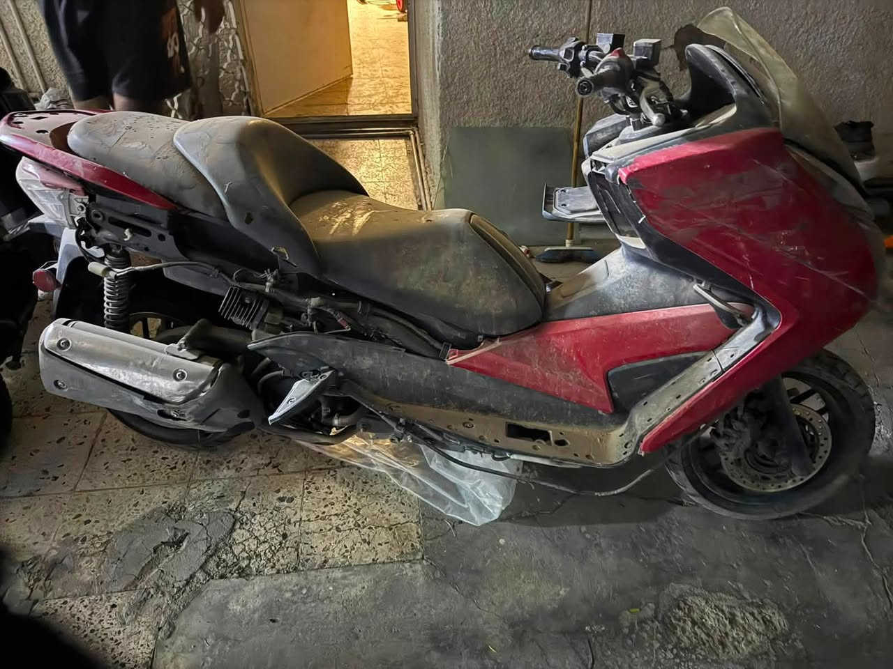 سلام عليكم فورزا 012   ماشيه 58 الف دراجة واكفه صارلها فتره يرادلها فيت بم وباتري ضعيف ابيع عل هاي حطه مكاني بغداد 
***********
