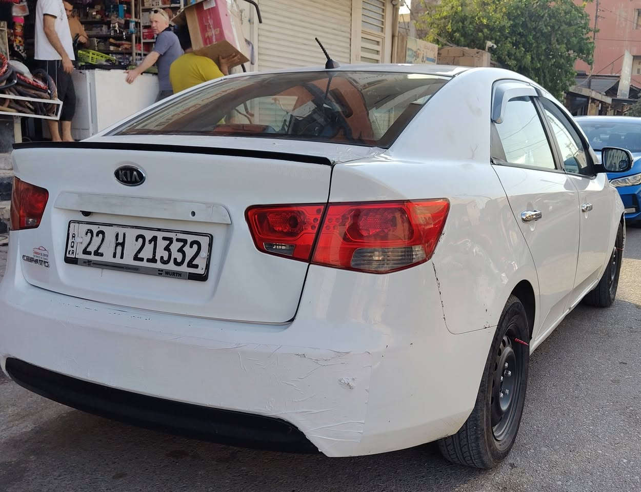 السلام عليكم
Kia cerato كية سيارتوا خليجي
تبريدها: شغال 100%
المديل؛2012 
المكينه: 1600دوش بشرط
 سيارة بيها 5 قطع مبين بصورة بدون دواخل بدون ارباك 
كوبون بنزين هم موجود
مكان السيارة: كركوك
السعر: 77$ 
 للتواصل:
***********
***********
