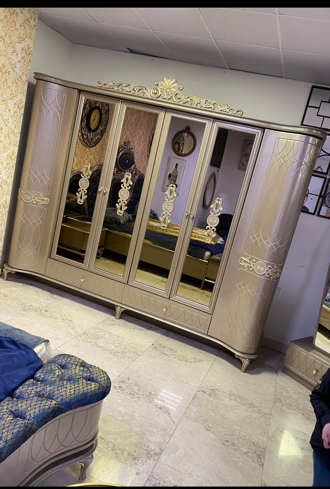 السلام عليكم غرفة نوم درجة اولى
ماخذه من الجشعمي ب3 ملايين وربع
للبيع بسعر مليون و750 الف
مكانه الطالبية
***********
