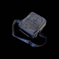 متوفر • واتساب • توصيل