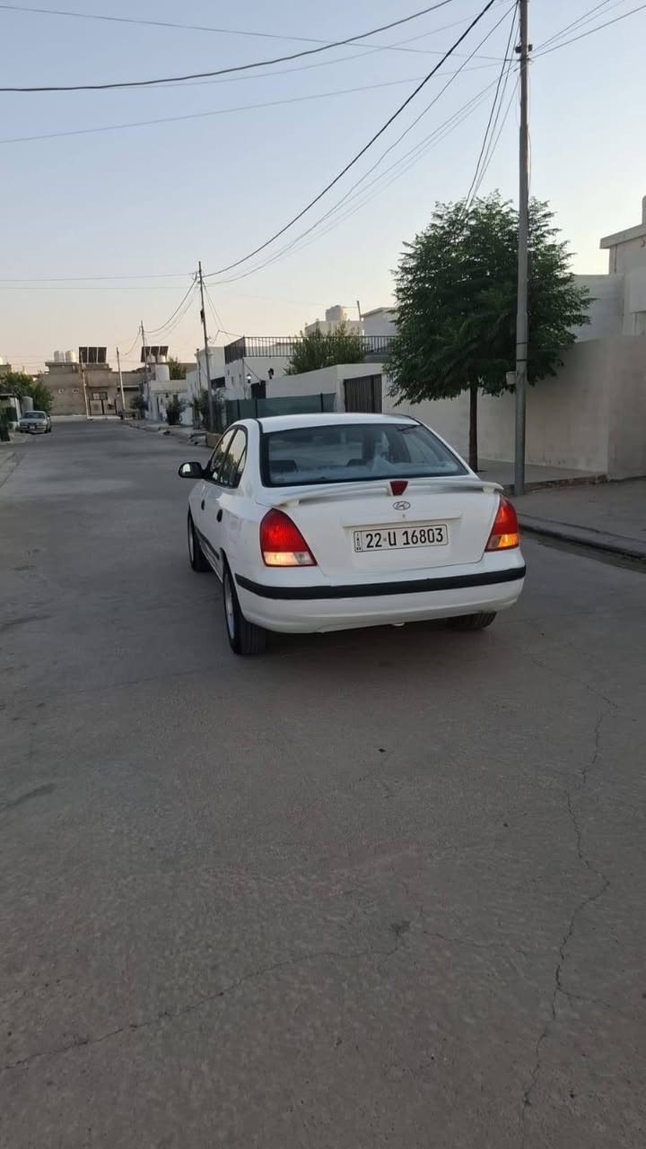(***********) (***********)  هوندا النترا موديل 2001 كير اوتوماتيك رقم اربيل رقم و سنوي و فحص و هزة كلها جديد طخم اطارات جديد طخم حدادية جديد عام صبغ تبديل لون جان تكسي لونها اصفر مرجعين خصوصي ابيض  وبسنوية هم ابيض سعرها( 47) و مجال مكانها قضاء بردرش بين اربيل و دهوك أربيل, العراق
