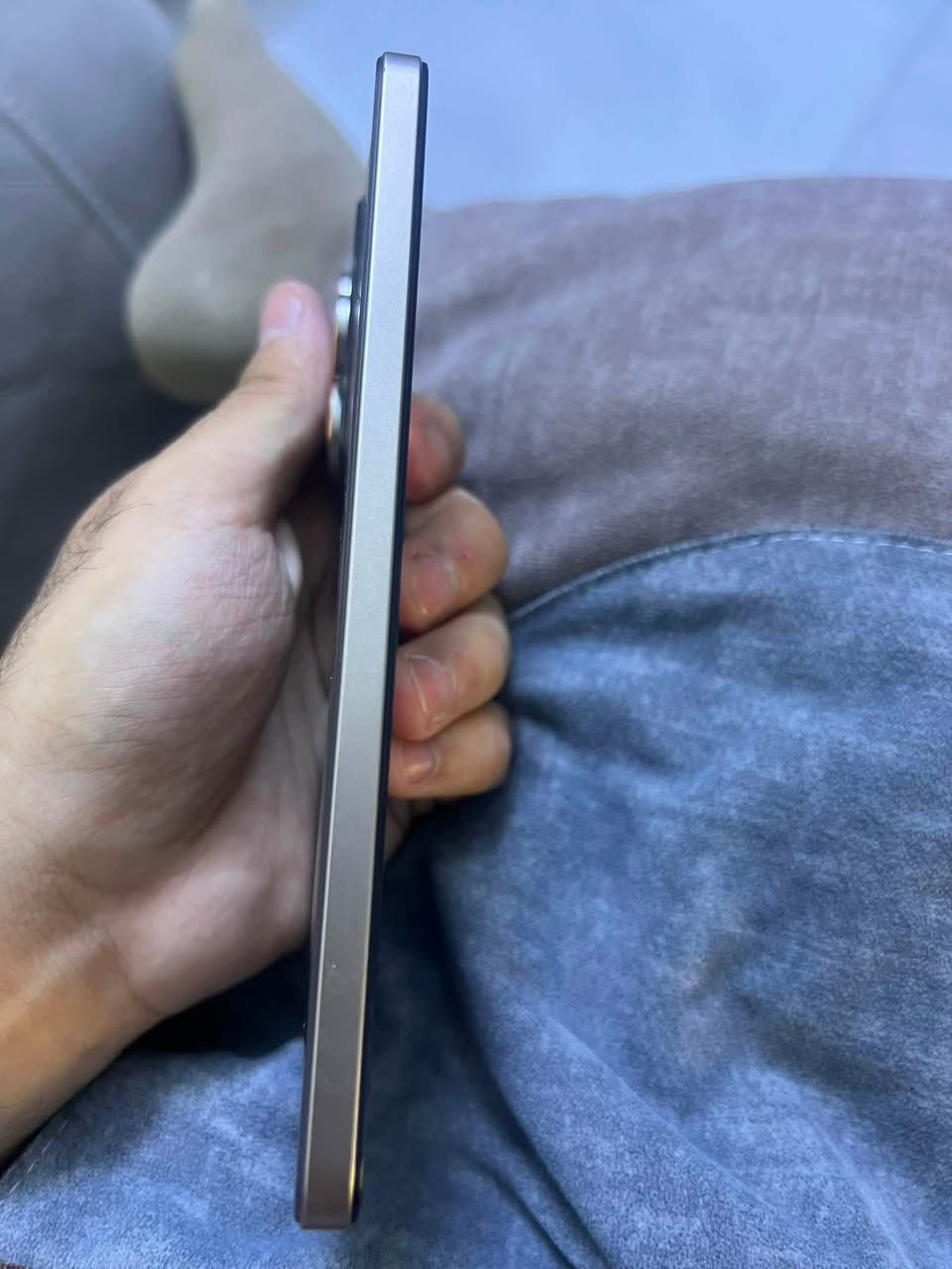 جهاز ريلمي 15 فايف جي

فقط كسر بيها بس مابيها اي شي ثاني

جهاز نضيف ومصارله هواي من عندي

ذاكره 256 

رايده ب300 وبي مجال 

تواصل واتساب ***********
