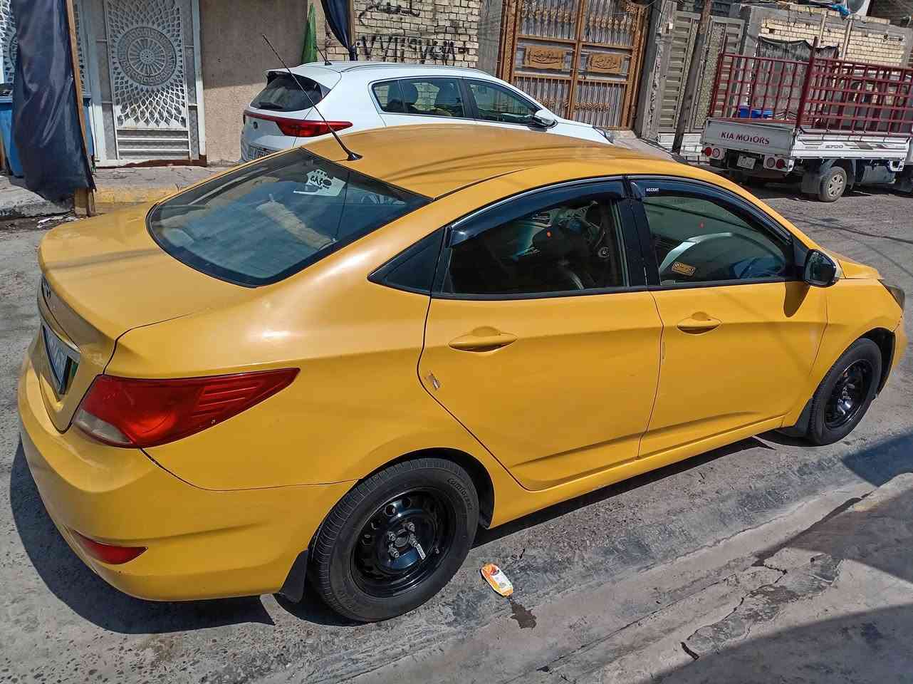 سلام عليكم اكسنت خليجي موديل ٢٠١٥ بيه جاملغ ولغد المامي مكانه بغداد الشراي يتصل ***********
