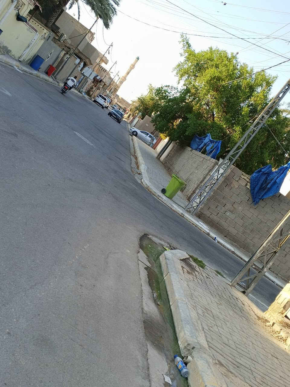 بيت للايجار حي نزال اللي جاي عن الجامع عبد العزيز السامرائي قرب متكون على شارعين حي نزال شارع 12
الايجار 300 بي بي مجال‏‪***********‬‏
اتصال على الرقم واتساب
بيت للايجار حي نزال اللي جاي عن الجامع عبد العزيز السامرائي قرب متكون على شارعين حي نزال شارع 12
