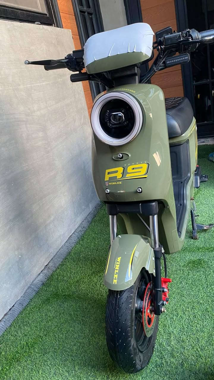 دراجة شحن R9 موديل 2026 نظيفة جداً .. مكفولة من كلشي 5بطاريات كبيرة .. السعر 450 العنوان كريعات ***********
وكلشي موجود بالسوك والنظافة تحكم
