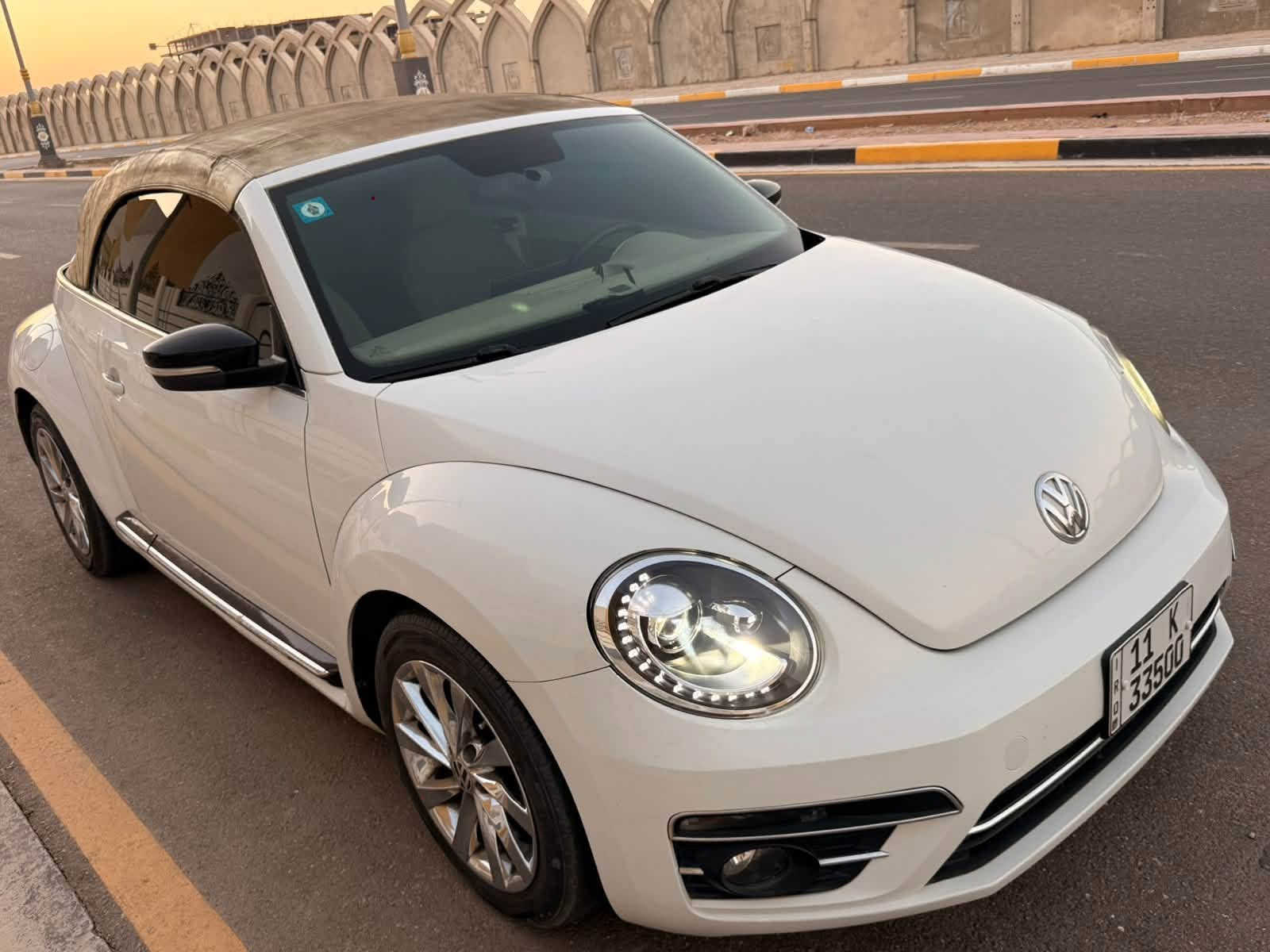 فولكس فاغن بيتل (Volkswagen Beetle)
رقم بغداد تحويل مباشر 
عداد المسافة : 95  الف mill
حجم المحرك : 4 سلندر 1800 تيربو 
الضرر  جاملغين و البنيد صبغ فقط بدون دواخل سياره 
## سياره عليه ادامه كامله مابيه ايي نقص ##
## السعر 120##
اللاستفسار : ***********
📍/ كربلاء حي الحسين
