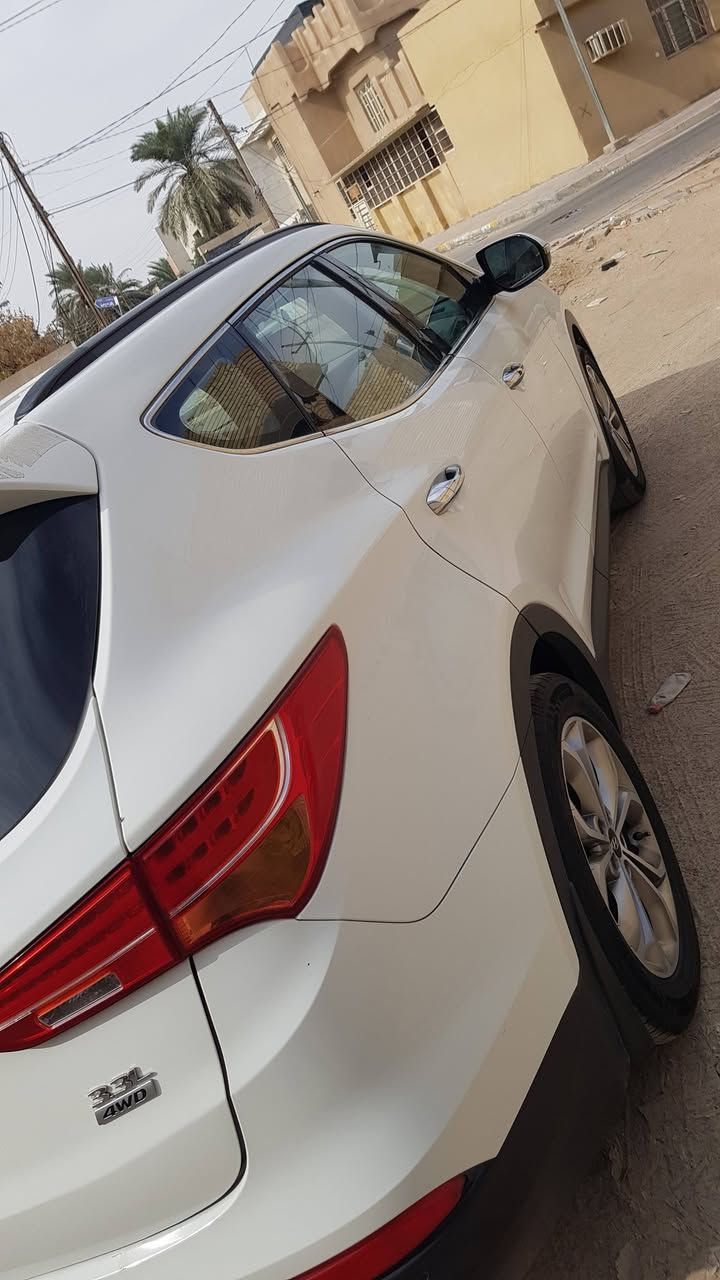 (( ان هذا لرزقنا ماله من نفاد ))
للبيع للبيع 
سيارة سنتافي ٢٠١٦ ابيض خليجي 
رقم بغداد حلوو 😉
محرك ٦ سلندر 
٣٣٠٠ 
نص فول 
بصمة واشارات بالمري وكامرة وحساسات 
تخم تايرات وباتري جديد 
ودهن مبدل 
يعني بس تشغل وتتوكل على رب العباد 
المكان كربلاء المقدسة 
موبايل / ***********
السعر  ( اني ضد عدم ذكر السعر لكن شفت خير من الله ولد حرام تدخل تعلق ) اعذروني ما ذكرته 
ابيع بسبب الدين والا سيارة وفية ماتنباع ابد .
