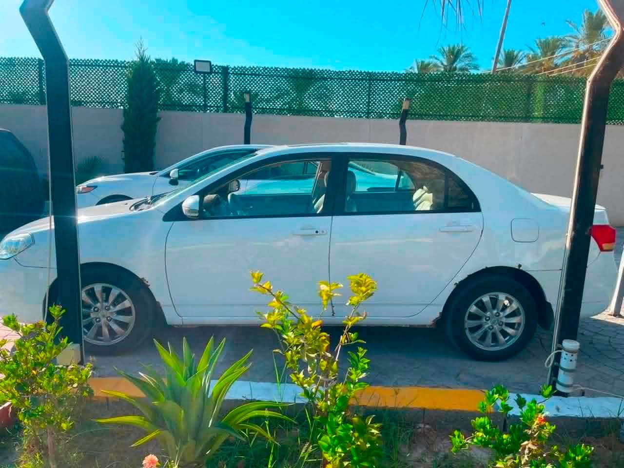 سلام عليكم
Byd g3 2015 للبيع
  بيهة صبغ بالدوسه او من جوه البابين مال الصدر بيها ملاحضات طخطخات
كير مكينه مكفولات بلادي تبريد ثلج :
سياره رايدها ب49 وبيها مجال بسيط 

***********
