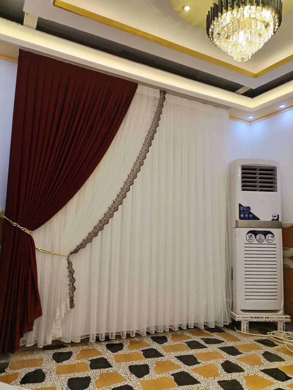 ستائر لايف ستايل • خياطة حسب الطلب • نقيس بالبيت
