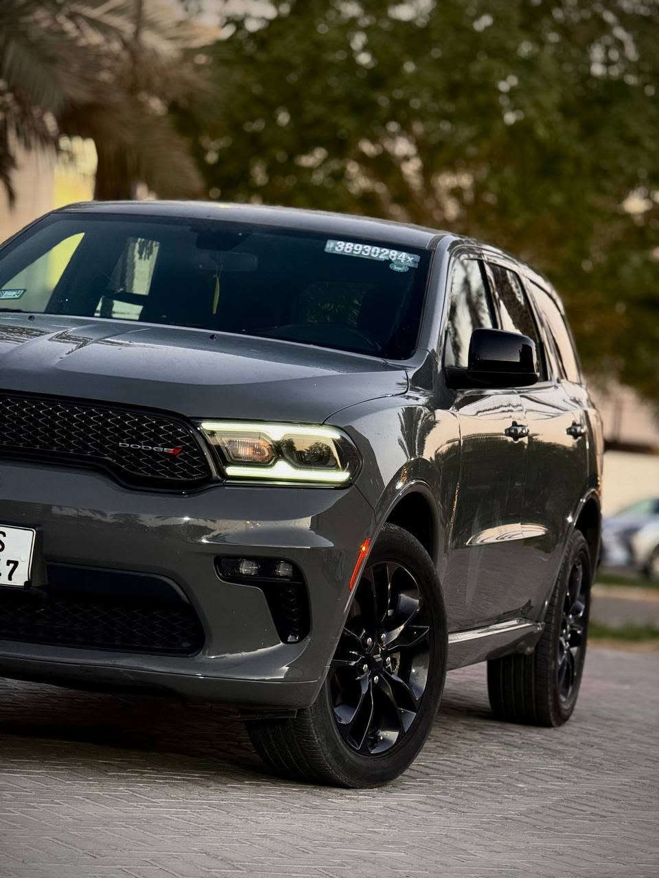 السلام عليكم 

دوج دورنكو موديل 2022
(   كلين تايتل كفاله عامه ) 
فئة سيارة  (  SXT ) 
‏‎*انضمت قيادة SPORT. TRACK. SNOW. TOW
محرك V6 3600
السياره رقم اربيل بسمي
الـمـواصـفـات 
‏‎*شاشه كبيره  ابل كار بلي تحكم في ايعازات
*فور ويل درايف 
*تبريد ثلاث قطع 
‏‎*  رادار جانبي
‏‎* كشنات مخمل حظن
‏‎*رادار خلفي
‏‎*مثبت سرعه
‏‎*خزن ميموري في كشنات 
‏‎*نضام eco
‏‎*ستيرن كهرباء 
‏‎*ستيرن تدفئة 
‏‎* سستم صوت متكامل /
‏‎*نظام تزحلق. 
‏‎*شاشه دجتل 
‏‎*لايت زنون + اشارة ليد +بلاجكتور. 
‏‎*اكامره خلفيه دواره معه استيرن 
حساسات خلفي و امامي 
ماشيه 40.000 الف 
*نظام النقطة العمية  
وبعد مواصفات 
للاستفسار ( ***********)

