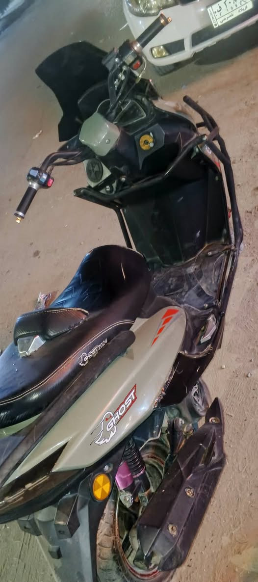 دراجه سترونگ للبيع نظيفه جدا نقصه فقط هندر لايت عالي ناصي شغال كهربائياته شغاله موديل 2024 السعر 500 وبيه مجال عنواني بابل قضاء القاسم ***********
