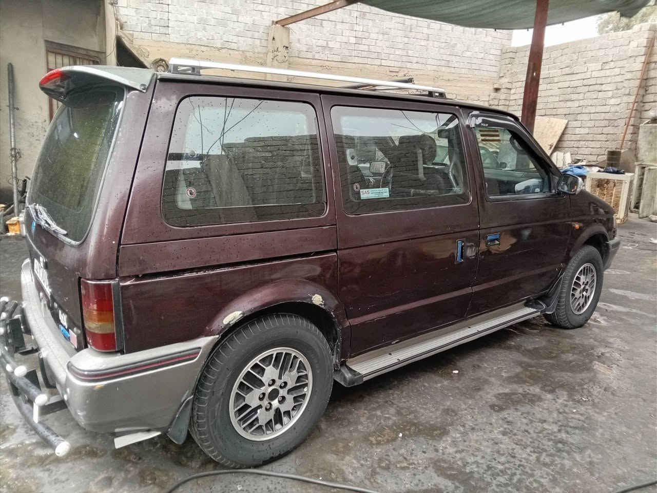 سياره كلايزر للبيع
السعر 45 بيها مجال قليل
السياره باسمي
موديل 1991
كاربون بنزين بيها
السياره جاهزه من كلشي
طخم تايرات جديده
تبريد تدفئه شغاله
 كير مكينه شرط
الكهربائية كلها شغاله
صبغ احزام
هزه جديده
سنويه جديده
شرط التحويل
العنوان موصل حي التحرير
***********
