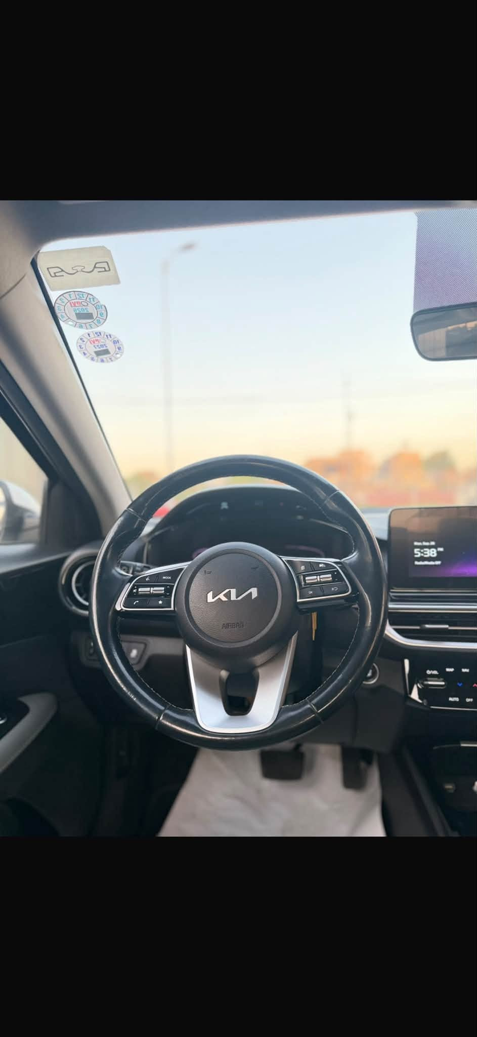 كيا K3
رقم اربيل 
موديل 2022
الون  ابيض 
فول مواصفات
عداد المسافه 32الف KM 
محرك 1500 دبل نوزل 8 بخاخات دوش 
مكفول من التبديل والصبغ كفاله عامه
بصمه تشغيل + بصمه ابواب دخول ذكي+ جنطه بصمه
حساسات اماميه خلفيه 
كشنات جلد 
تبريد قطعتين
وضعيات قياده
مرايه تعتيم
ويل كب 
لايت زينون
اشاير بالمري 
سلايت فتحة سقف
بك لايت لد
باقي مواصفات الفول معروفه
مكان السياره بغداد
الرقم ***********
