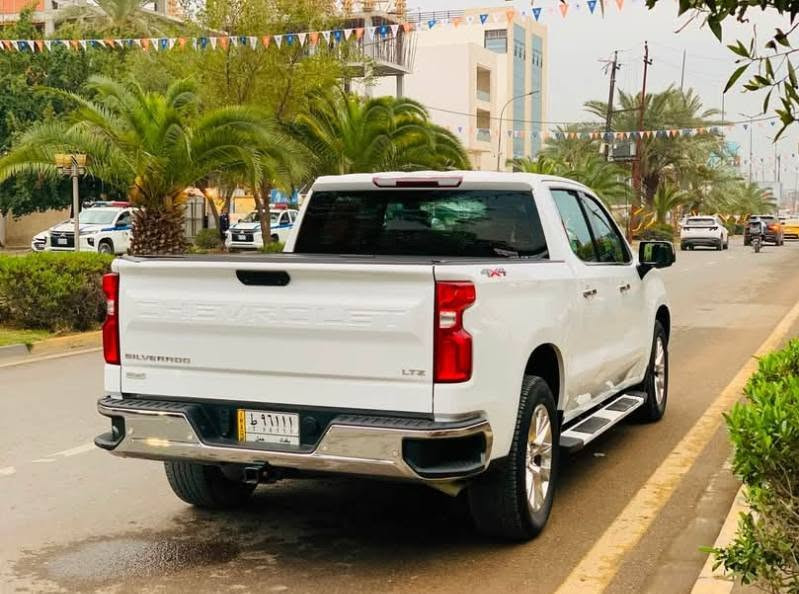 سلام عليكم شوفر ليت سلفرادو 2020 خليجي LTZ فول مواصفات مكان السيارة بغداد السعر 310 وبي مجال ***********
@إشارة
