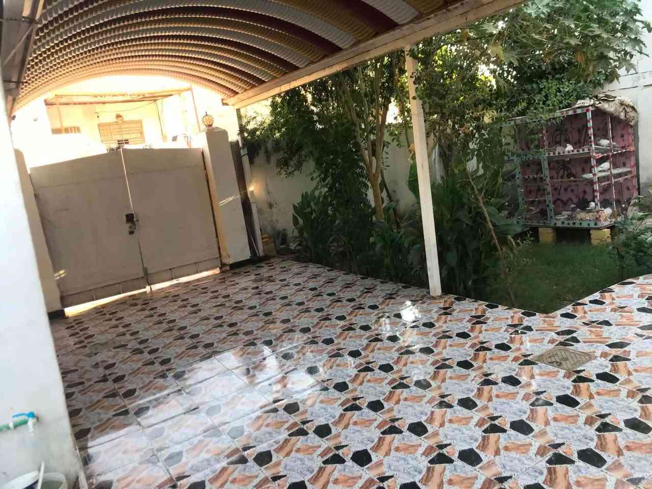 خلف حسينية المعاره • ٢٠٠م • غرفة واحدة