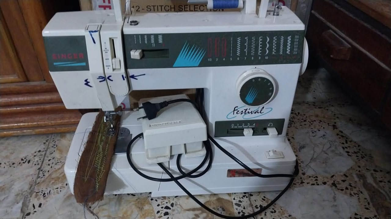 السلام عليكم اخوان مكاين خياطه عدد اثنين
سعر الوحده 75 الف بيها مجال بسيط 
كتر السعر 65 الف وبيها مجال 
مكاني بغداد الغزالية
للاتصال ***********
