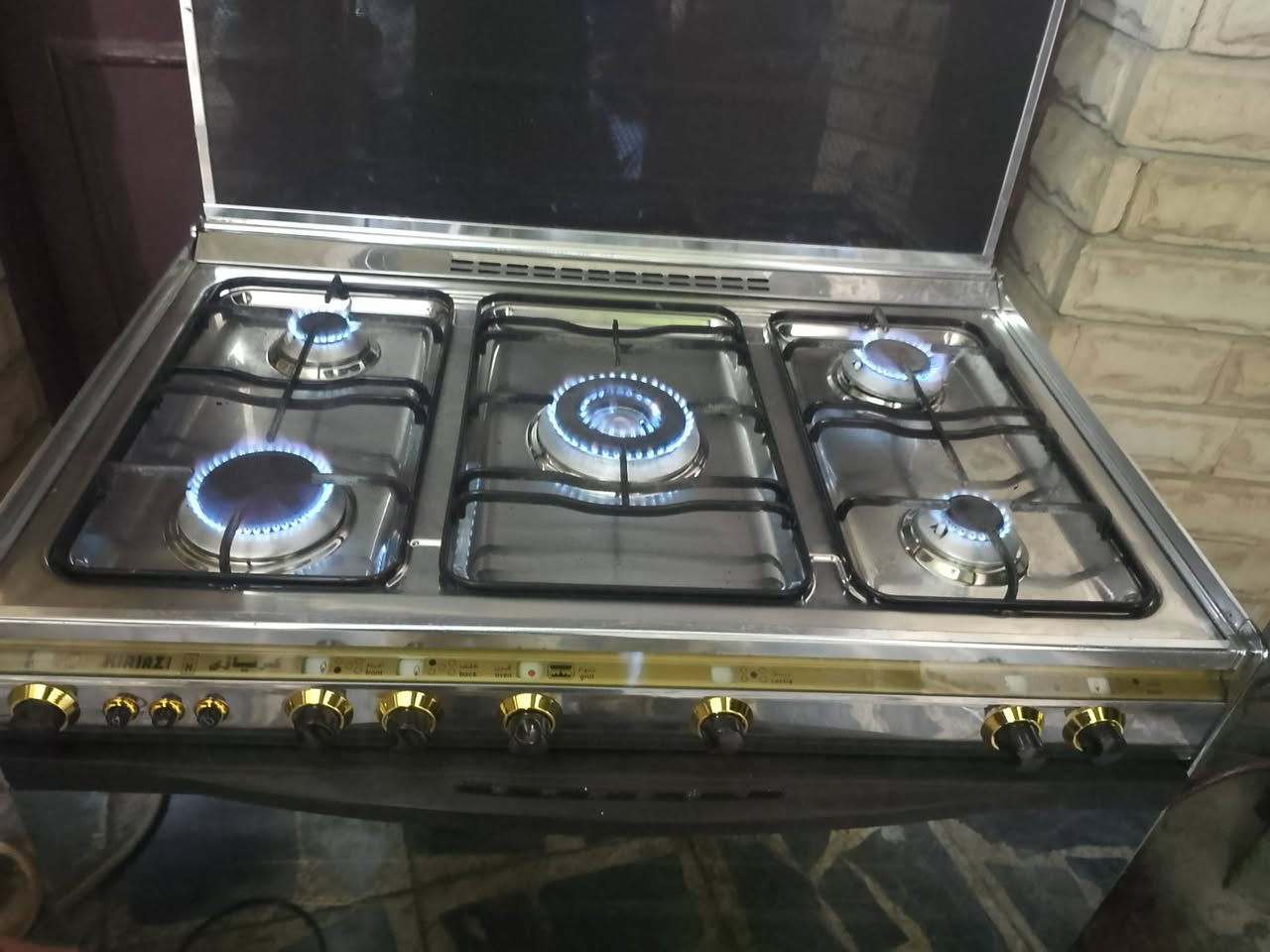 طباخ كريازي بوري جديد طك كارتون بس كارتونه مابي كله شغال حته كهرباء شغال شرط الفحص ونضافه سعرهه ٣٢٥ وبي مجال مكاني التاجي عل شط منطقه شيخ حمد طريق زملت حمدي مقابل وكيل عادل عبوو توجد خدمة توصيل *********** بي واتساب
