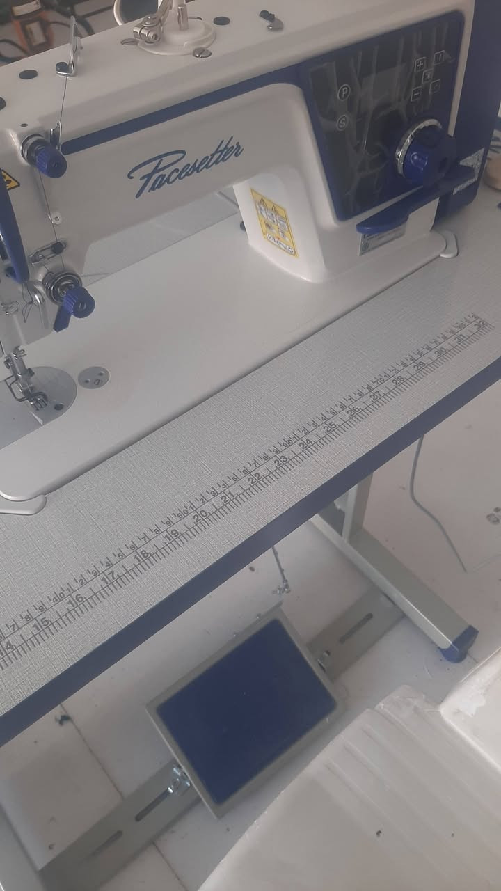 مكينه خياطة باسستر مستعمله يومين اخذته ب400 ويا توصيل كلشي مابيهه بس لعدم التفرغ الهه  ويا ميز جديد قطع خيط لاستفسار ***********

