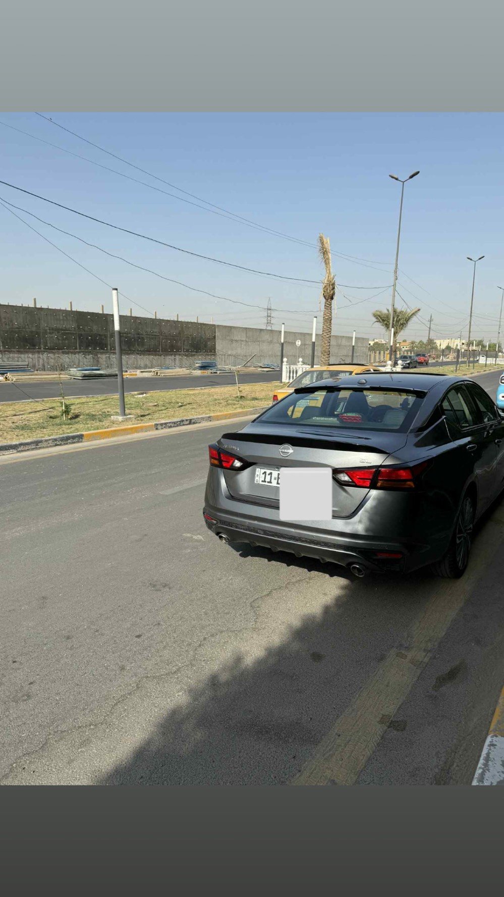 🚘 نيسان ألتيما SL موديل 2023

🇺🇸 وارد أمريكي
🔢 العداد: 39 ألف ميل
⚙️ المحرك: 2.5L – 4 سلندر
✨ الفئة: SL
📋 هز سنوية جديدة باسمي

🔥 المواصفات والتجهيزات:

✅ فتحة سقف سلايد
✅ بصمة أبواب
✅ بصمة تشغيل
✅ تشغيل عن بُعد (REMOTE START)
✅ شاشة دشبول ديجيتال
✅ شحن وايرلس
✅ كاميرا 360°
✅ كاميرا أمامية
✅ كاميرا جانبية
✅ كاميرا خلفية
✅ هاند بريك بصمة
✅ أوتو هولد (AUTO HOLD)
✅ أوتو ستارت (AUTO START)
✅ أوتو ستوب (AUTO STOP)
✅ رادار أمامي لتحديد المسار
✅ رادار جانبي للنقاط العمياء
✅ رادار خلفي للتحذير من الاصطدام
✅ حساسات أمامية
✅ حساسات جانبية
✅ حساسات خلفية
✅ أنظمة ECO / NORMAL / SPORT
✅ كشنات جلد كهربائية
✅ كشنات هيتر
✅ تحكمات ستيرن
✅ ستيرن هيتر
✅ تبريد لمس
✅ تبريد مركزي
✅ ليدات LED بعدسات زينون بيلادي
✅ ليد متغير الألوان بـ 48 لون 🌈
✅ بكلايتات LED بيلادي
✅ ويل كروم

🛠️ تفاصيل الحادث:

✅ حادثها فقط جاملغ بارد
✅ بدون شاصي
✅ بدون لغد
✅ بدون دواخل
✅ الكير والمحرك مكفولات
✅ فقط الإيرباك والستيرن راجع ستتم

🔥 السيارة مستوردها على إيدي ومصلحها على إيدي ومنفست باسمي.

📝 ملاحظة:
✅ السيارة بيها كم ملاحظة، وتفاصيلها تنذكر للجاد عند المعاينة.
✅ من تجون تشوفونها، كلشي يبين قدامكم وبكل وضوح.
✅ الفحص والمعاينة خير دليل.

📞 للتواصل: ***********