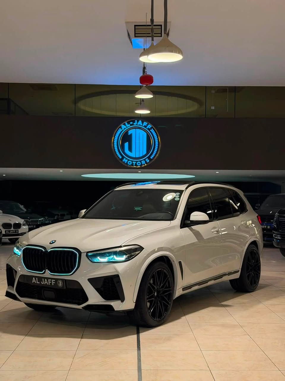 سعر جدا مميز 🔥🔥🔥
‎ السلام عليكم
للبيع فقط
ا BMW X5 kit M package X Drive
محرك 6 سلندر توربو (b58 ) ارغب مكينة موديل 2022
فول مواصفات (5 كامرات  وداتا شو وبانوراما وشباك لد و بيهة انارة متغيرة واوتو بارك وداخل ابيض بلادي  وبصمات وحساسات وصندوك كهرباء وكشنات خزن وجلد وكهرباء وتدفئة و انارة الشارع ورادار امامي وخلفي وبعد هوايه مواصفات وماشية 50 الف 

وارد امريكي بيها فقط الدعاميه ،الباقي بدون صبغ او تبديل  وبدون دواخل او ايرباك وگير ومكينه وحداديه وخللات كلها بشرط  
🚨رقم وفحص وهزه كله جديد
🚨السيارة مضللة وبيها باج تضليل من المرور لمدة سنة
السعر : 370 $ ورقه 
‎للاستفسار :***********
العنوان:السليمانية المعارض الجديدة معرض (الجاف)
